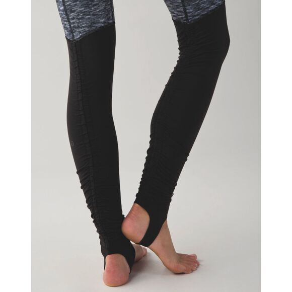Lululemon Womens Wunder Under High Rise Ruched Stirrup Leggings Size 6 - Picture 16 of 16